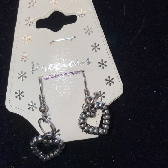 Earring bundle - Picture 2 of 5